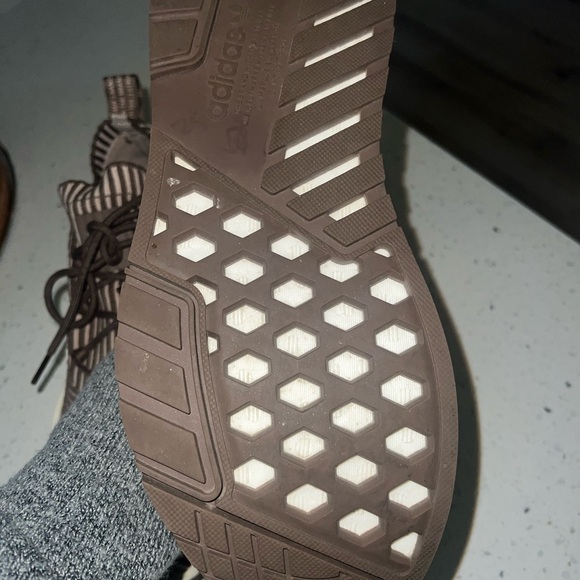 Adidas Earth Strata Taupe and Cream Athletic Shoes - Picture 4 of 5